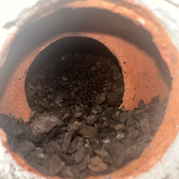 Isolation des murs par insufflation avec ouate de cellulose ou liège réalisée par Galais Isolation