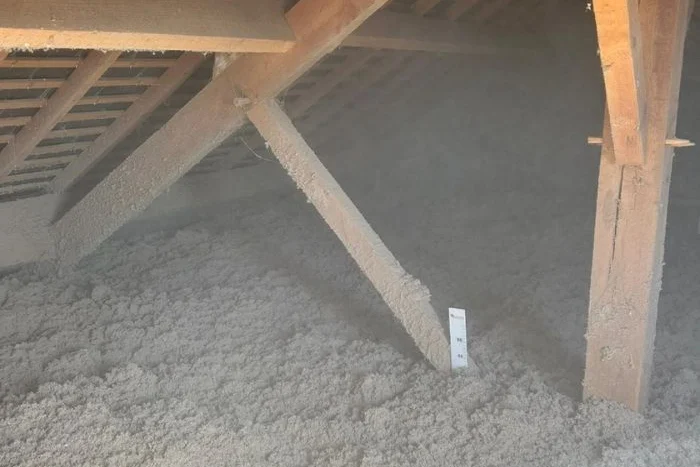 Combles perdus isolés en ouate de cellulose soufflée par Galais Isolation à Cesson-Sévigné (35)